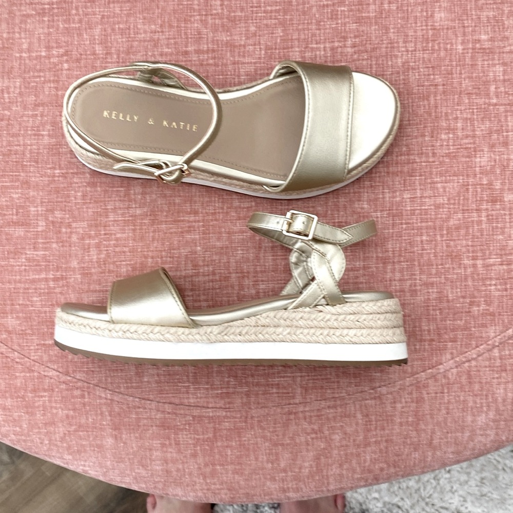 Kelly & Katie Nicie Wedge Sandals Gold